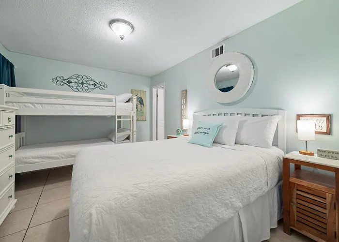 Island Winds West Unit 579