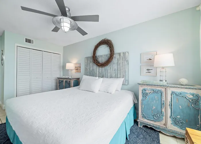 Island Winds West Unit 579 Holiday home